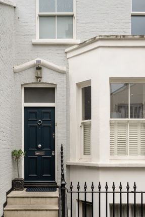 70, Uverdale Road, London photo 4