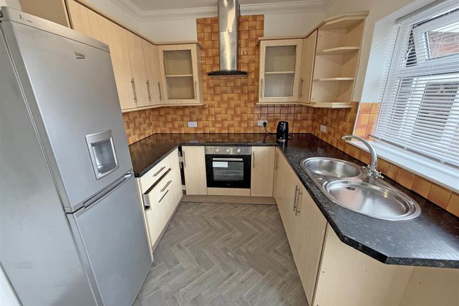 25, Burt Avenue, North Shields photo 3