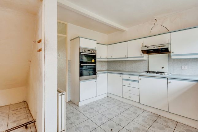 7, Dronfield Way, Merseyside photo 4
