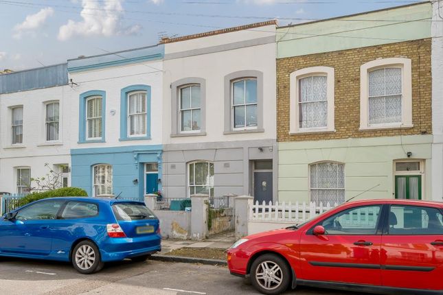 Thumbnail Flat for sale in Whewell Road, London N19, Islington,