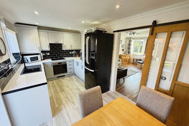 95, Abbottsmoor, Port Talbot photo 4