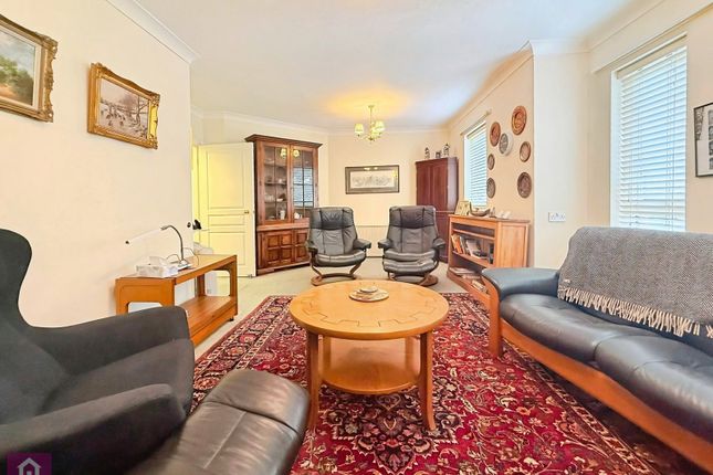 Flat 25, Stamford Grange,, Dunham Road, Greater Manchester photo 3