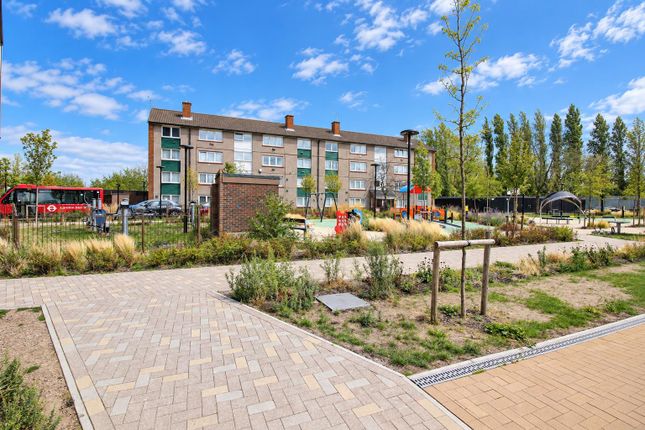 6654y, Green Lane, Hounslow photo 5