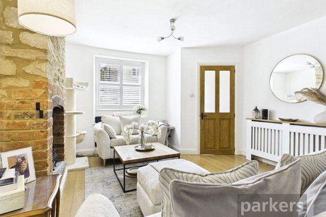 17, Gloucester Place, Oxfordshire photo 3