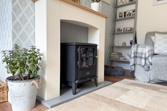 17, Barton Drive, Newton Abbot photo 2