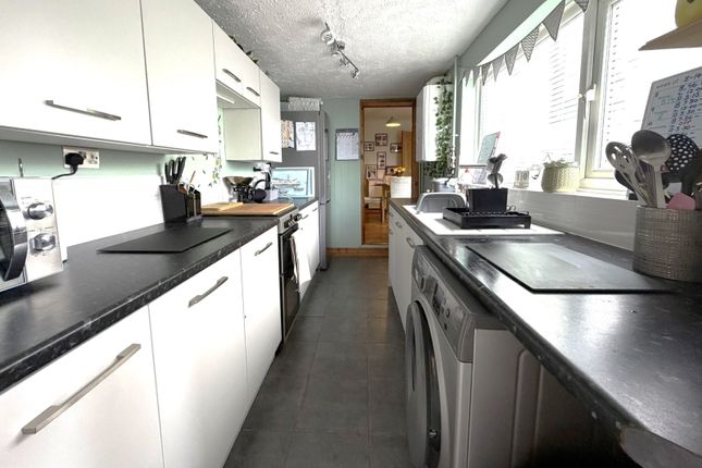 56 Kirkley Run, Lowestoft photo 3