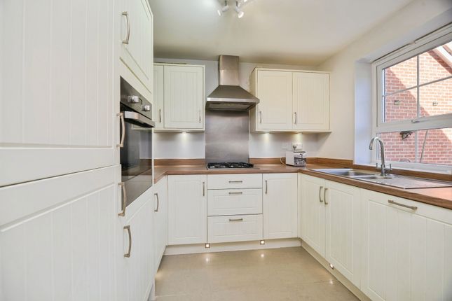 14, Castlegate Road, Northallerton photo 2