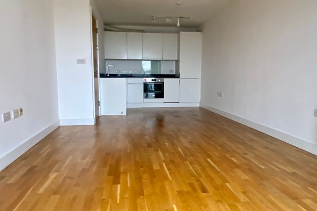307 Adelaide Wharf , Queensbridge Road, London photo 2