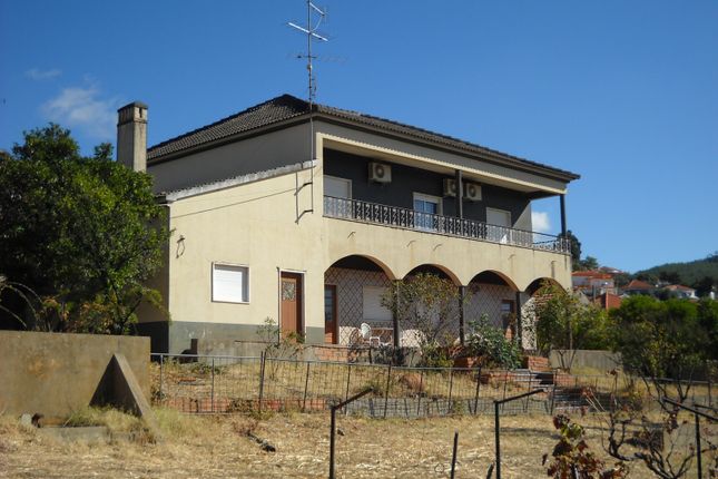 Thumbnail Detached house for sale in Penha Garcia, Idanha-A-Nova, Castelo Branco, Central Portugal