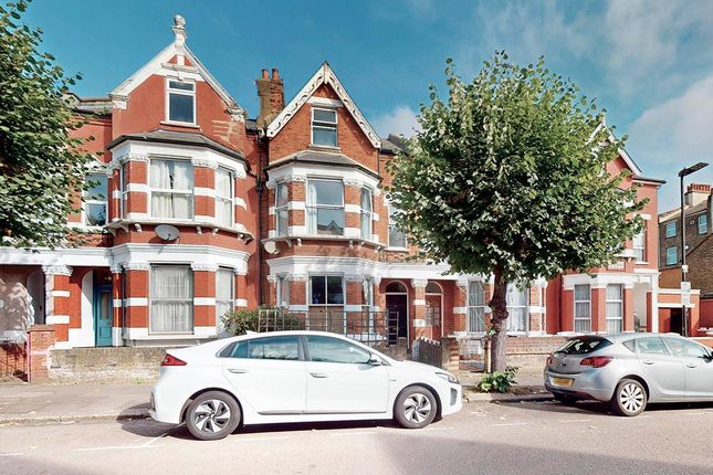 Thumbnail Flat to rent in Burgoyne Road, London