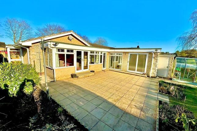 Bungalow for sale in Gill Close, Wickersley, Rotherham, South Yorkshire