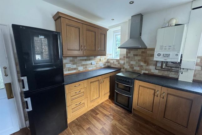 85, Cross Roads, Keighley photo 5