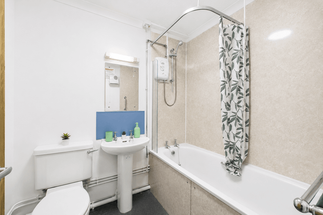 Flat 15, Benson House, Canterbury photo 4