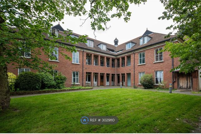 Queen Marys Residence, East Heath Road London, --- photo 2