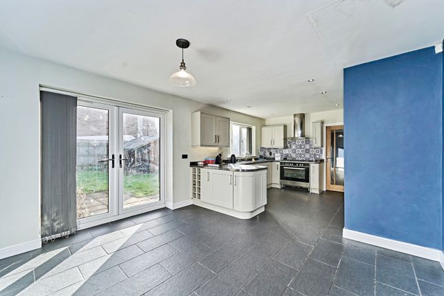 37, Marlpool Drive, Walsall photo 2