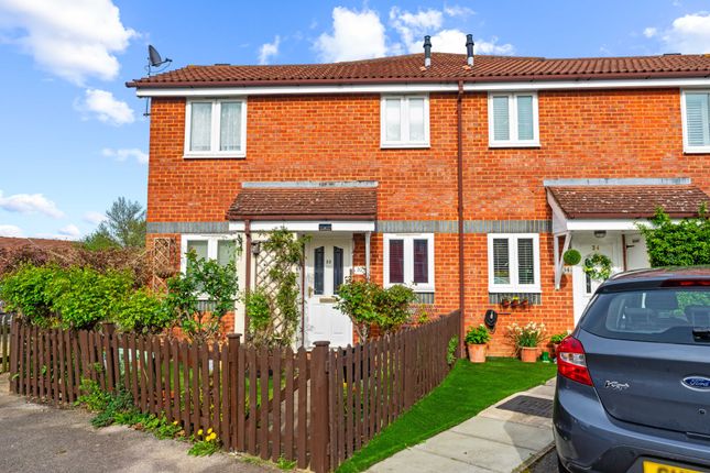 End terrace house for sale in Cotswold Way, Worcester Park