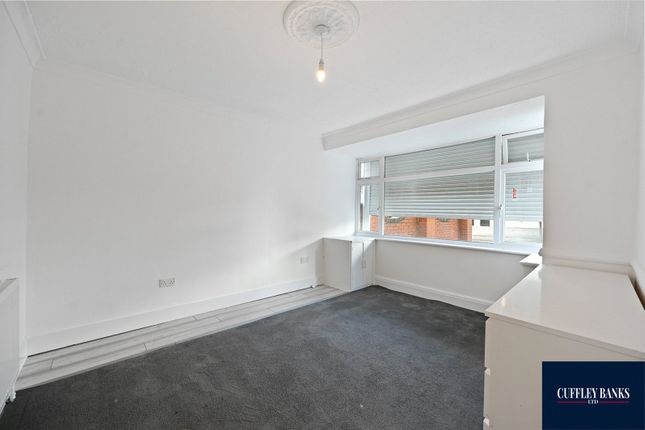 84, Lee Road, Middlesex photo 3