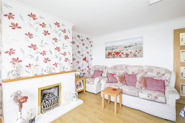 7, Boskernick Close, Penzance photo 4
