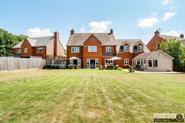 14, Bell Farm Close, Studham photo 4
