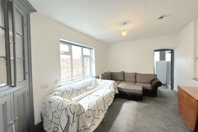 ROOM 3, Mackintosh Place, Cardiff photo 4