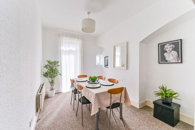 Cowper Avenue, Sutton photo 4