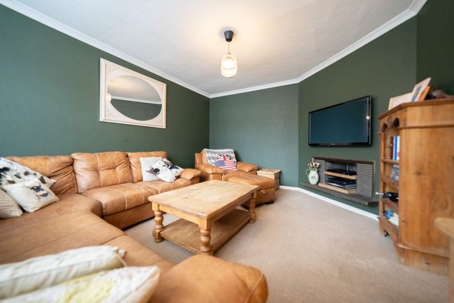 29 Steyning Crescent, Leicester photo 4