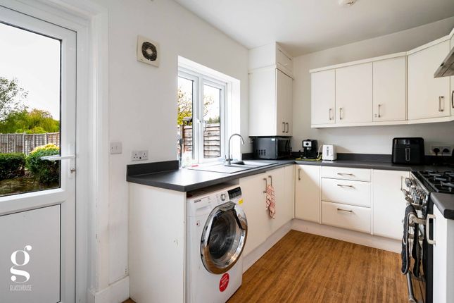 10, Greyfriars Avenue, Hereford photo 4