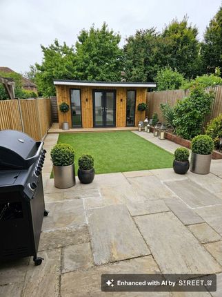 23 Cromwell Road, High Wycombe photo 4