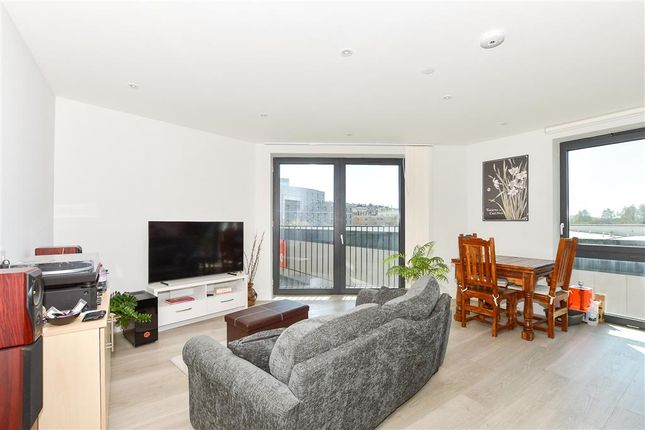 Kitchen/Lounge