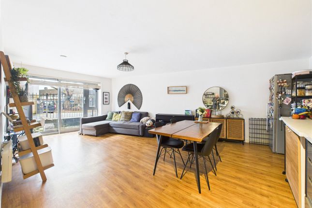 Flat 2, Trinity Apartments,, Braggs Lane, Bristol photo 3