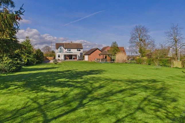 Thumbnail Detached house for sale in Beauchamp Lane, Callow End