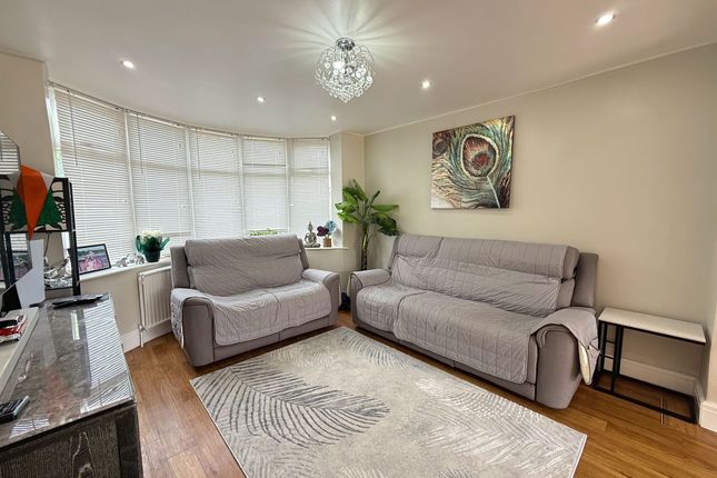 106 Norris Road, Sale photo 2