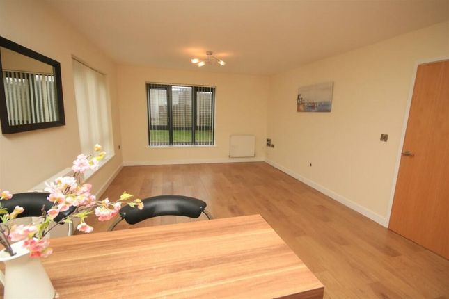 Flat for sale in Brooke Court, Auckley, Doncaster