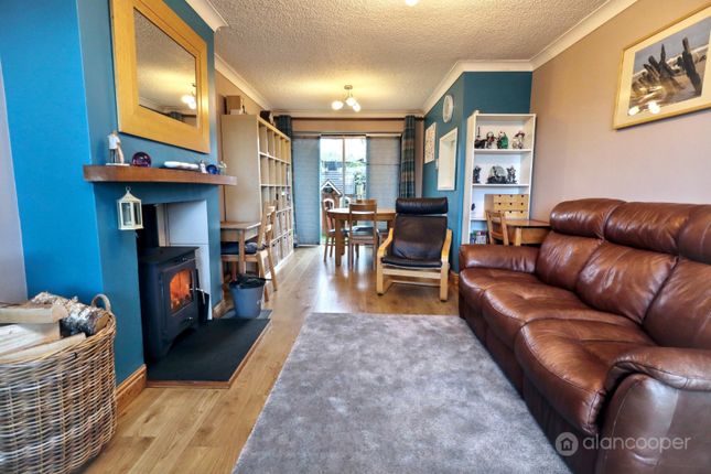 14 Nuthurst Crescent, Ansley, Warwickshire photo 3