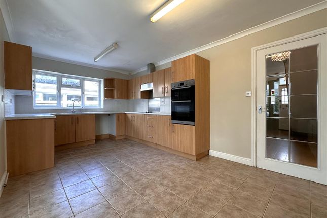 13a, Lincoln Road, Newark photo 2