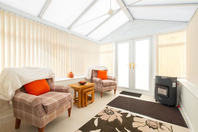 18, Pavilion Way, Holmfirth photo 4
