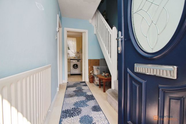 72 Valence Road, Leicester photo 4