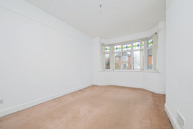 72, Leopold Road, Ipswich photo 4