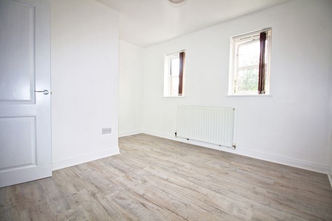 42, Bryony Road, Leicester photo 5