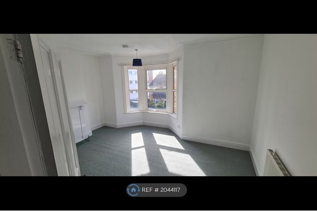 Terraced house to rent in Barrack Road, Exeter