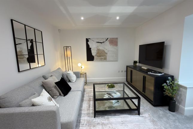 Plot 32, The Claydon, Cygnets Rest, Drakes Broughton photo 4