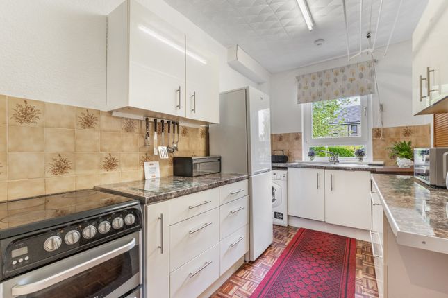 44, Lanton Drive, Cardonald photo 4