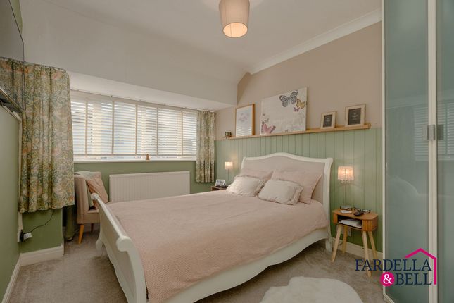 18 Ullswater Road, Burnley photo 3