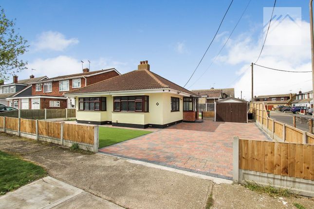 Thumbnail Bungalow for sale in Deepwater Road, Canvey Island