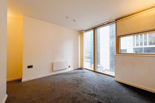 304, Whitehall Quarter, Leeds photo 4