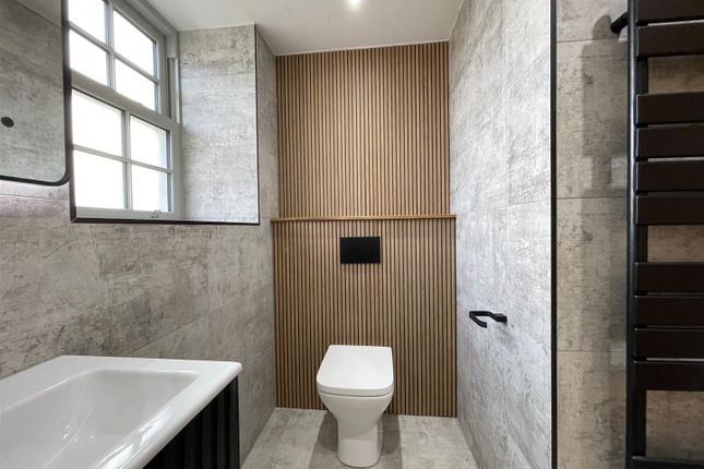 Ensuite