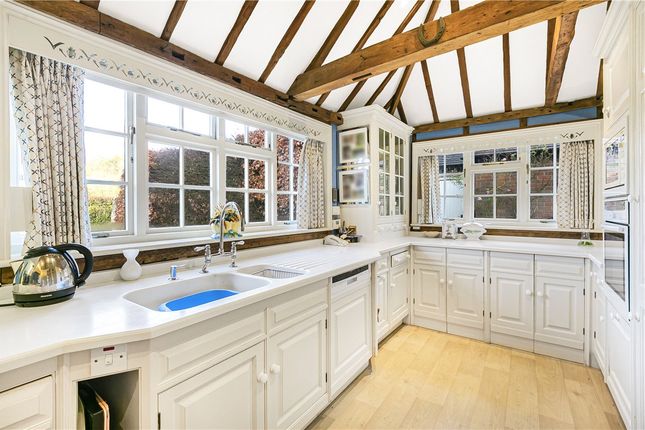 Country house for sale in Ayot Green, Ayot St. Peter, Welwyn, Hertfordshire