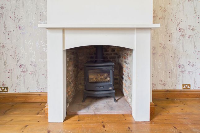 16 Nook Street, Workington photo 2