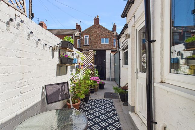 50, Linton Street, York photo 4