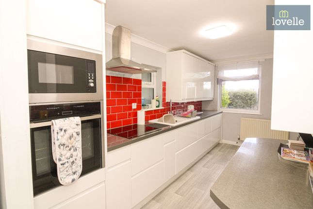 7 Spinney Close, Louth photo 4